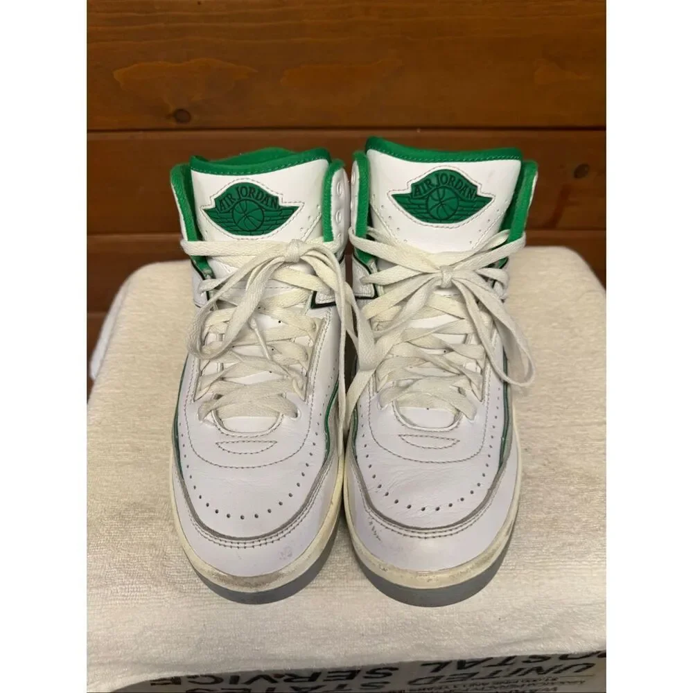 Nike Air Jordan 2 Retro 